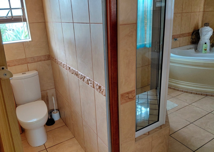 3 Bedroom Property for Sale in Dolphin Creek Golf Estate Western Cape